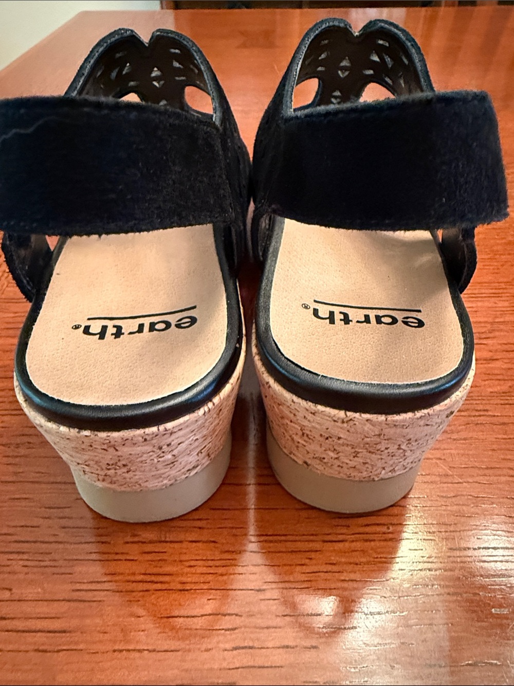 Earth Black Cork Wedge Sandals Women Size 6 - Picture 11 of 13